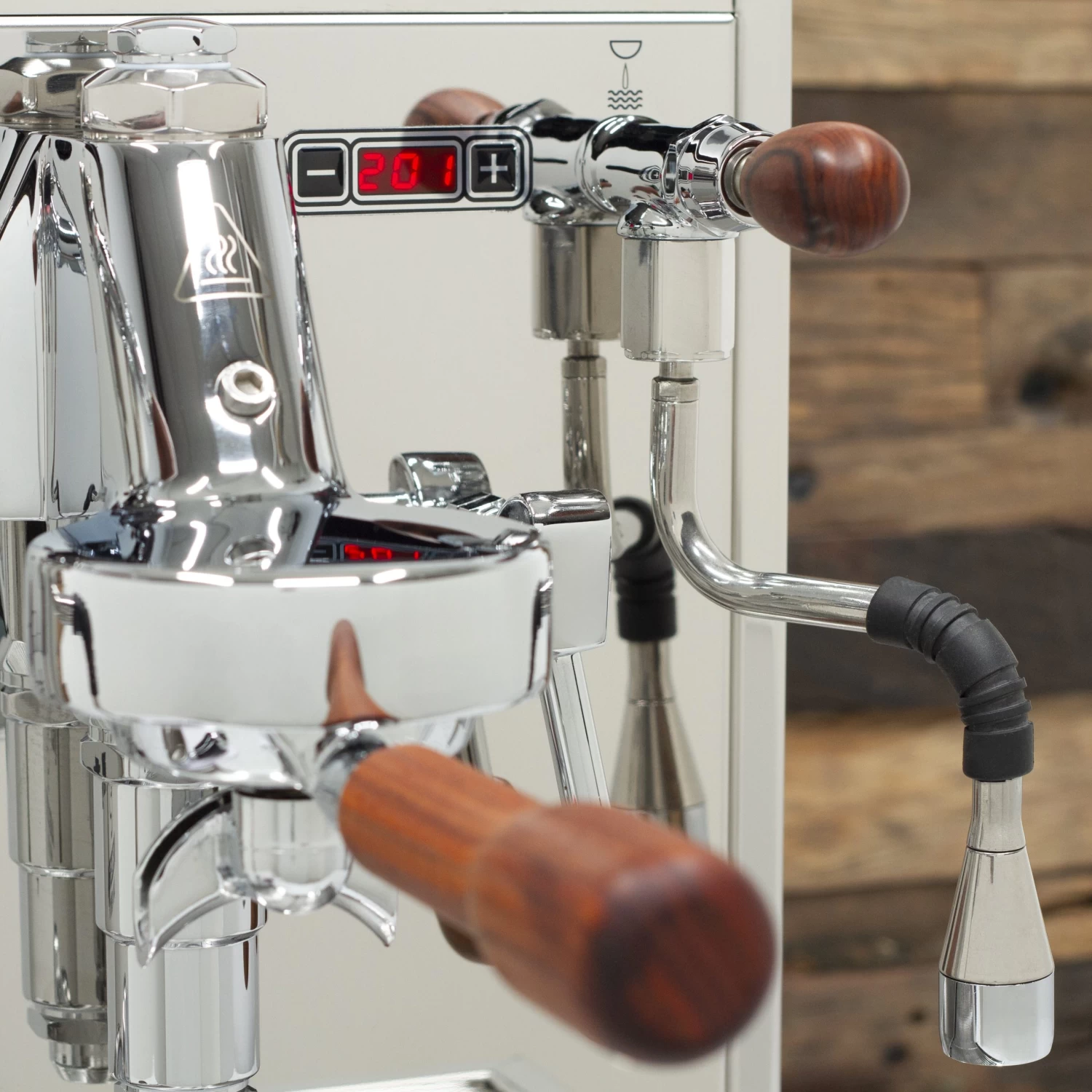 Bezzera Magica PID Espresso Machine With Flow Control - Rosewood 6 Bezzera Magica PID Espresso Machine With Flow Control - Rosewood - Image 6