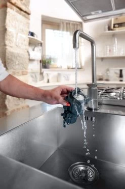 DeLonghi Magnifica Evo ECAM29043SB -Coffee Gear Shop MagnificaEvo ECAM29043SB Lifestyle Alt9