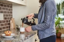 Espro P3 Press - 32 Oz Black -Coffee Gear Shop P3 18 kitchen pour2 6928