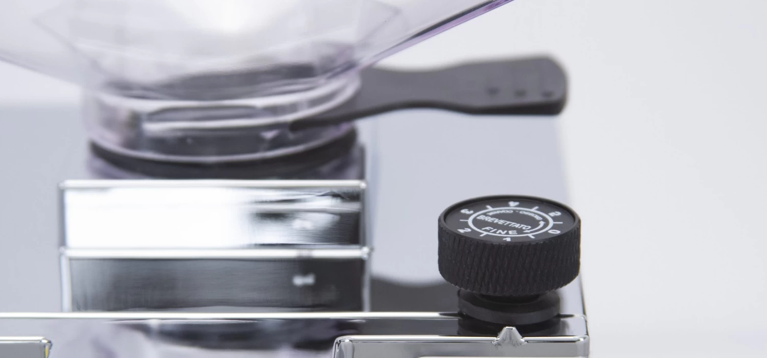 Eureka Mignon Design Coffee Grinder In Stained Walnut 11 Eureka Mignon Design Coffee Grinder In Stained Walnut - Image 11