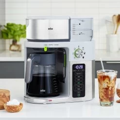 Braun KF9150 MultiServe Brewing System In White -Coffee Gear Shop KF9150WH lifestyle 2000x2000 3daa7d5f c6b8 4ca3 8e64 a9b9fe74a8dd