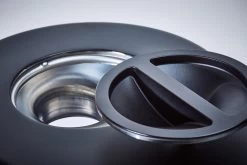 Ratio Six Coffee Maker - Matte Black -Coffee Gear Shop ratio6 black detail D1